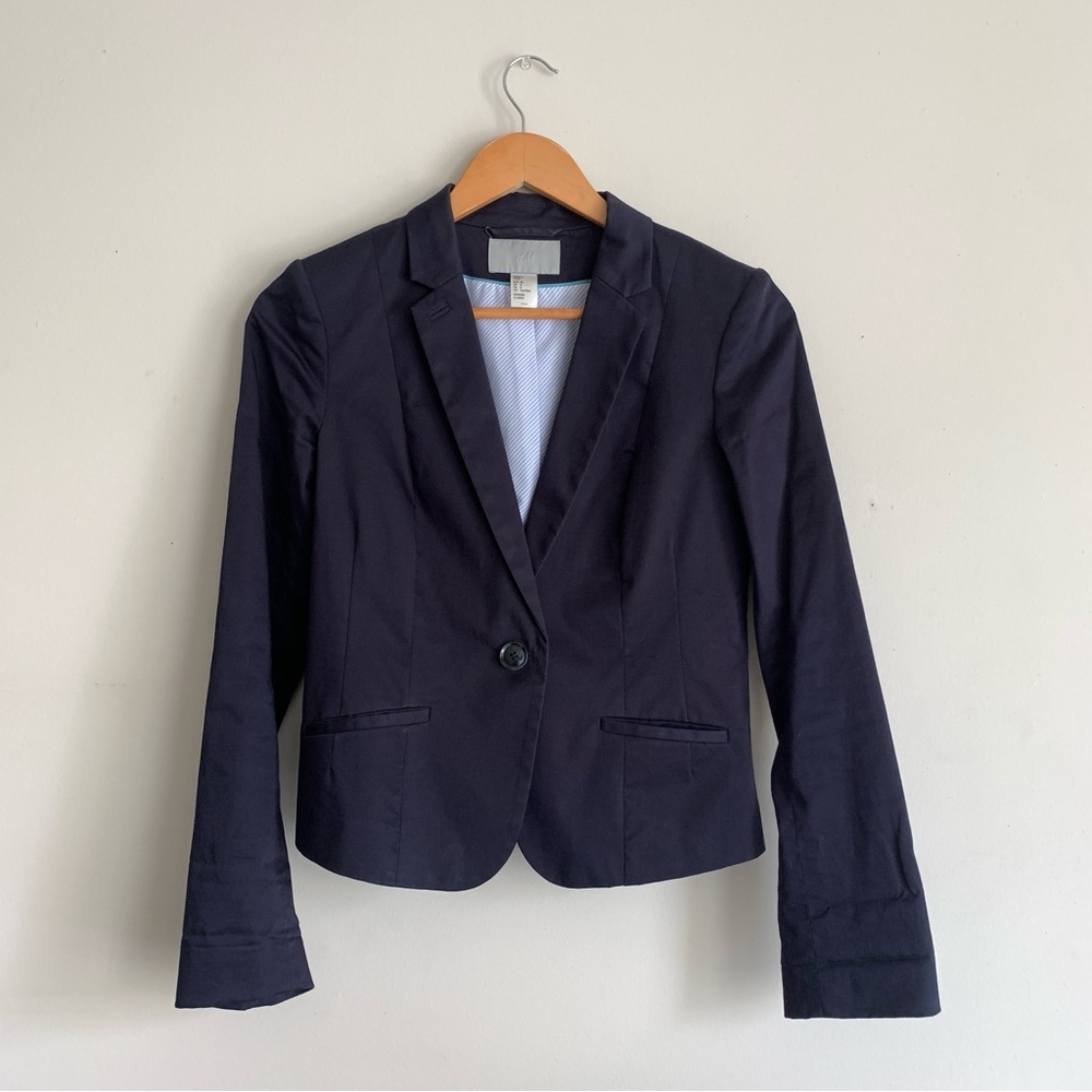 H&M Elegant Navy Blue Women's Blazer (size XS/S)